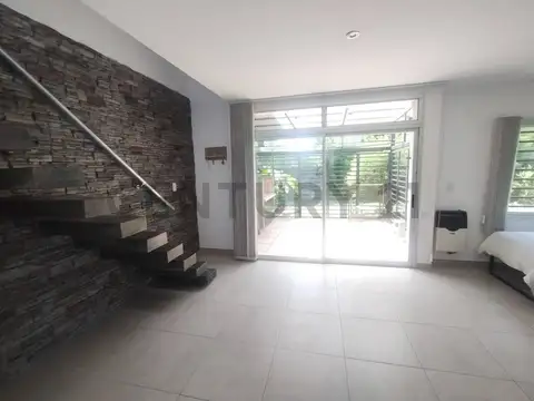 Casa en Alquiler en José Hernández, $ 1.000.000