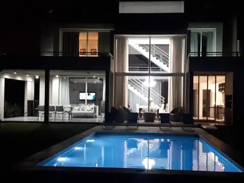 Casa en Santa Teresa Villanueva