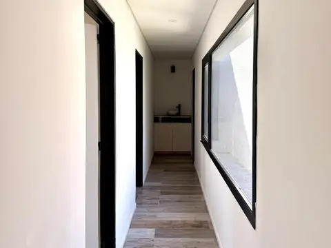 Casa en Alquiler Temporal con 4 cocheras