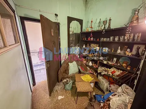 Depto Tipo Casa en Venta 50 años