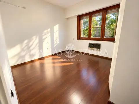 Casa en Venta en Barrio Parque Ayerza, USD 180.000