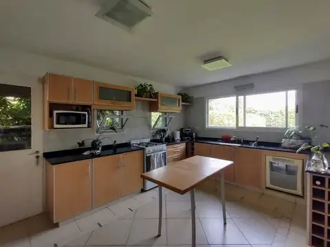 CASA EN VENTA EN SANTA MARIA DE LOS OLIVOS