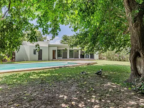 Casa en venta en La Cándida, club de campo