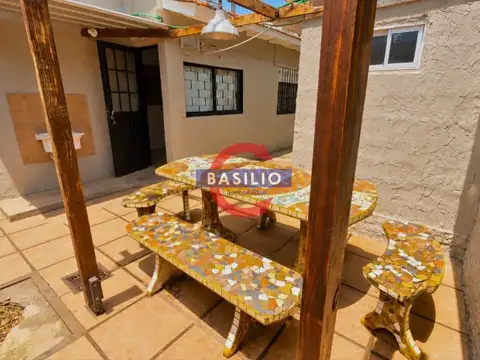 ALQUILER | PH AL FRENTE DE 1 AMBIENTE Y MEDIO CON PATIO EN VILLA ADELINA