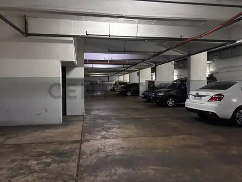 VENTA COCHERA EN SAN NICOLAS