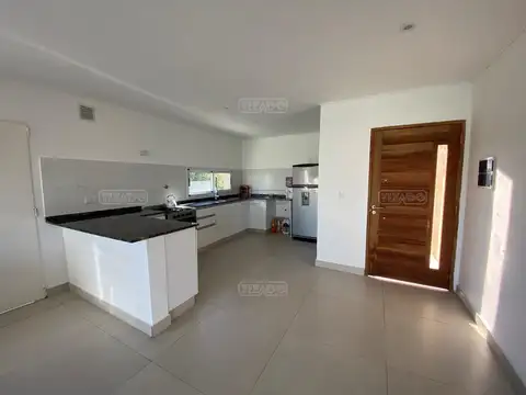 Casa en Alquiler de 3 dormitorios