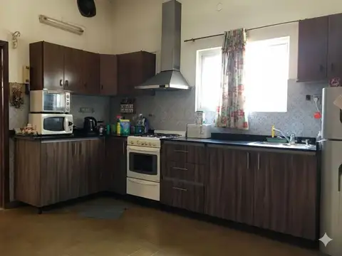VENTA CASA 4 AMBIENTES MONOAMBIENTE MERLO