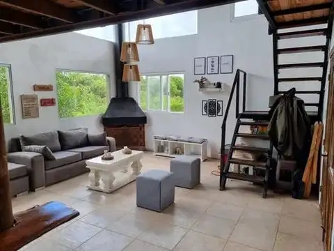 Casa en Venta con 4 cocheras