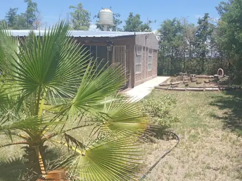 Casa 3 ambientes con 1 baño