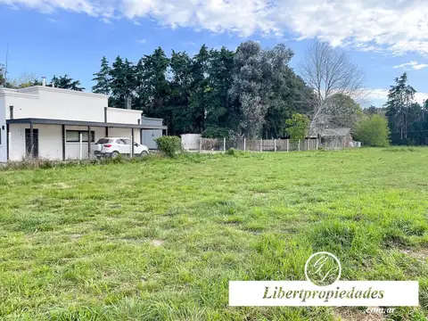Terreno en Venta en Parque Exaltacion, USD 40.000