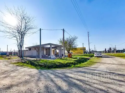 Terreno en Venta 44  mts Fondo