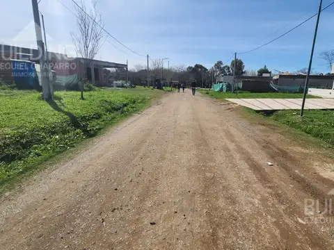 Terreno en  venta Barrio Las Carolinas- City Bell