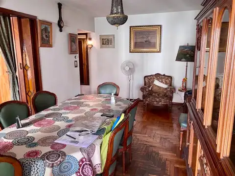 Av. Rivadavia 6325 , Piso 4