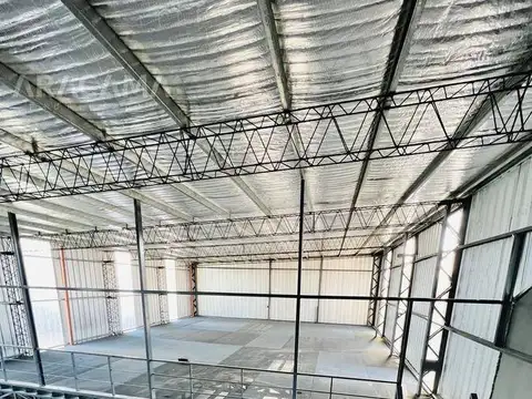 Galpon en Venta en Luis Guillon, USD 220.000