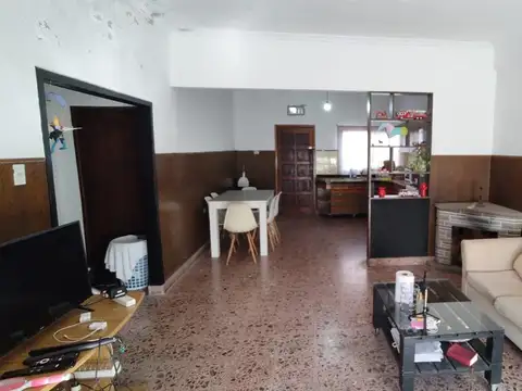 Colombres 3800