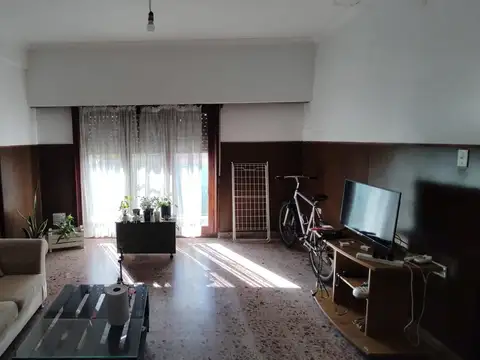 Depto Tipo Casa 4 ambientes con 1 baño