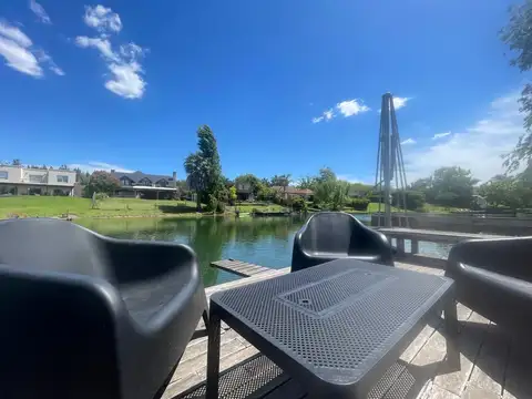 Casa en Alquiler de 3 dormitorios