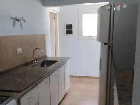 Casa en Alquiler con 1 cochera