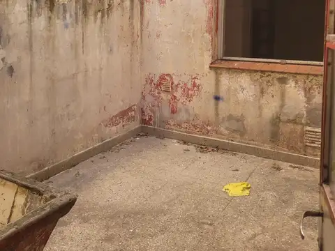 Depto Tipo Casa en Venta al Este