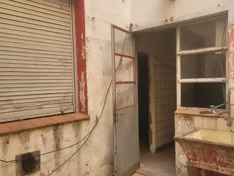 Depto Tipo Casa en Venta 70 años