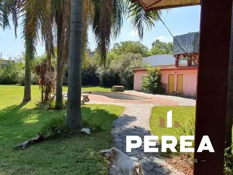 Quinta en Venta con 6 cocheras
