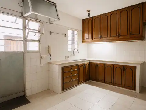 Departamento 4 ambientes con 2 baños