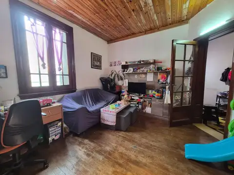 Depto Tipo Casa en Venta 54 años