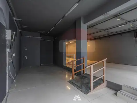 Local en Venta en Cordon , USD 670.000