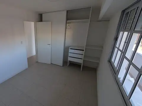 Departamento en Alquiler en Lanús Oeste, $ 600.000