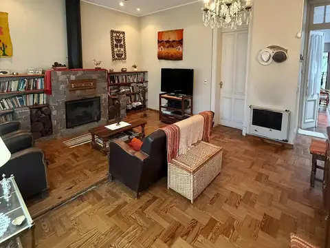 Casa en Venta en Bernal, USD 195.000