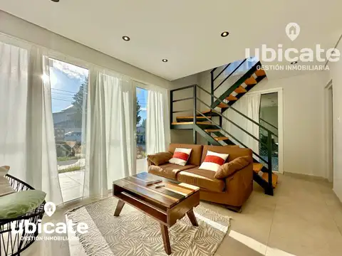 Depto Tipo Casa en Venta con 1 cocheras