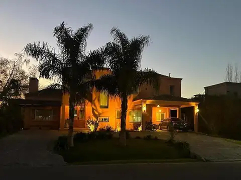 Casa en Alquiler Temporal en Bella Vista, USD 2.400