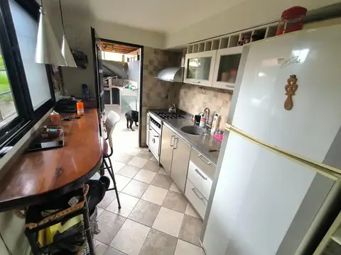 Depto Tipo Casa en Venta con 1 cocheras