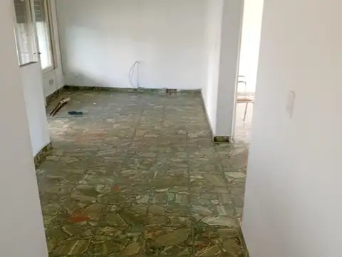 Departamento en Alquiler en Loma Hermosa, $ 600.000