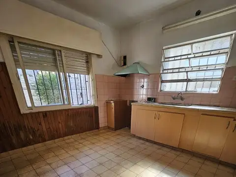 Depto Tipo Casa en Venta 40 años