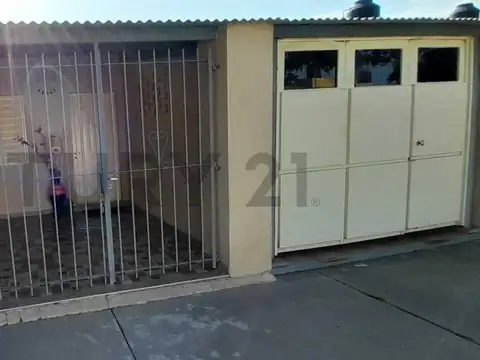 VENTA de Casa de 2 dormitorios en zona norte, Santa Fe.