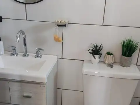 Casa 3 ambientes con 1 baño