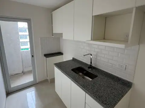 Venta depto 2 dormitorios con cochera .