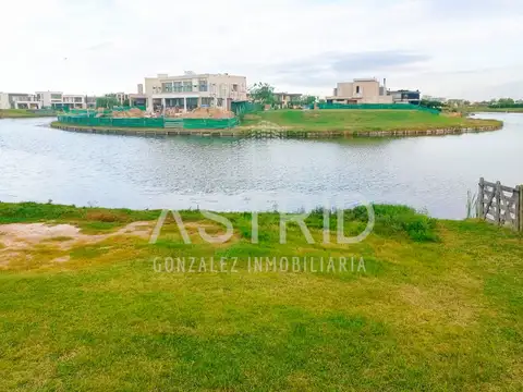 Terreno en Venta en Puertos - Barrio Marinas, USD 215.000