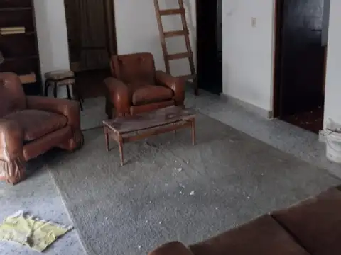 Depto Tipo Casa en Venta con 2 cocheras