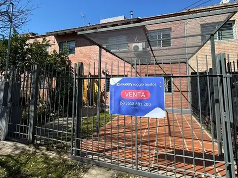 Casa en Venta en Jardines Del Valle, USD 94.900