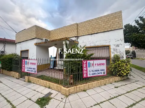 Casa en venta en Temperley 3 ambientes