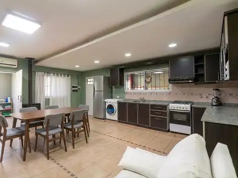 Casa en Venta en Gómez, USD 155.000