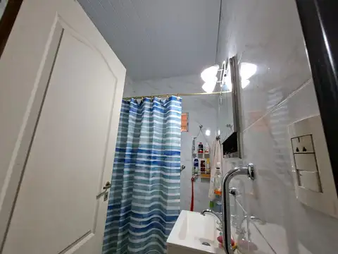 Casa en Venta con 8 cocheras