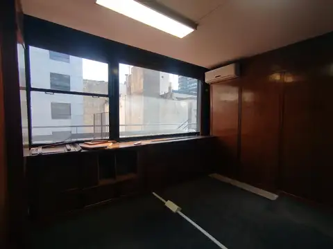 Oficina en Venta 60 años
