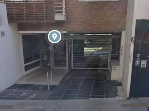 ¡EXCELENTE COCHERA EN ALQUILER EN EL CORAZÓN DE OLIVOS!