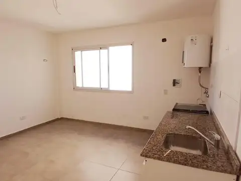 Departamento en Alquiler en Abasto, $ 320.000