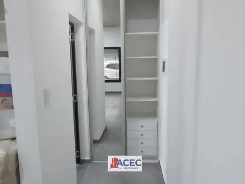 Dean Funes  1000 - Planta Baja