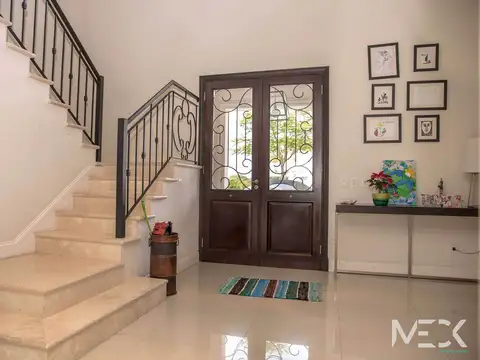 Casa en Alquiler de 4 dormitorios