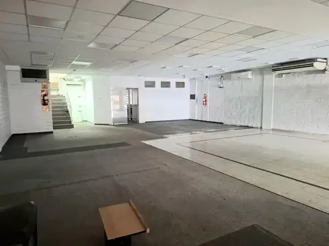 Local en venta o alquiler en Villa Adelina